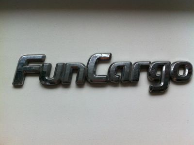 Лот: 10573738. Фото: 1. Эмблема багажника Toyota FunCargo. Кузов