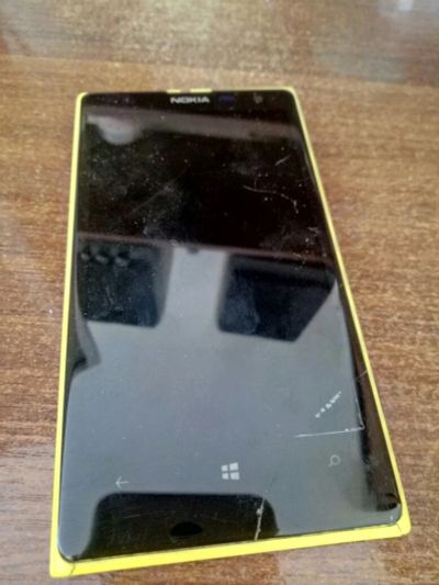 Лот: 11506403. Фото: 1. Nokia Lumia 1020. Кнопочные мобильные телефоны