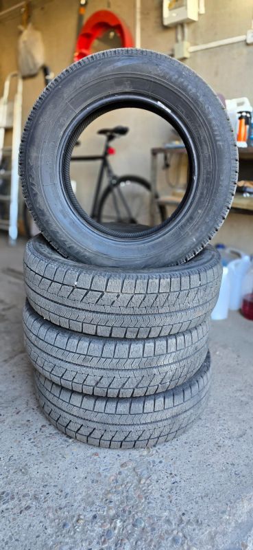 Лот: 24279097. Фото: 1. Bridgestone Blizzak VRX 195/65... Шины