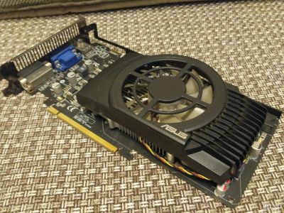 Лот: 9863826. Фото: 1. Radeon 5770 нет изображения. Видеокарты