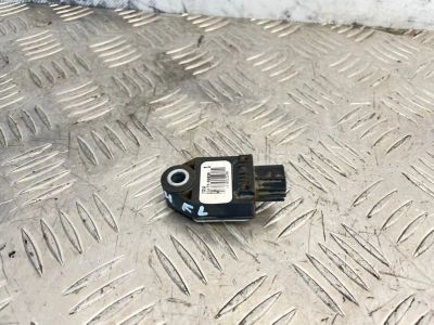 Лот: 25513097. Фото: 1. датчик airbag toyota Corolla ZZE120. Двигатель и элементы двигателя
