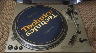 Лот: 21244548. Фото: 1. слипмат Technics. Виниловые проигрыватели и электрофоны