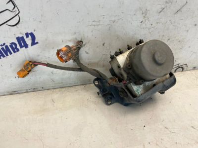 Лот: 23552902. Фото: 1. блок abs Honda Civic Ferio EK2. Двигатель и элементы двигателя