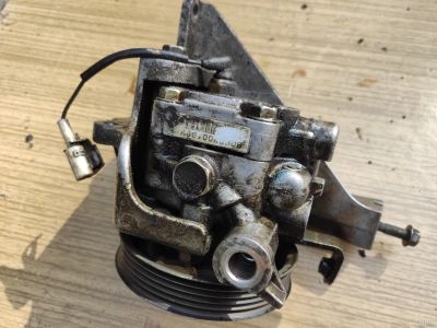 Лот: 16454864. Фото: 1. Гидроусилитель Subaru Legacy ej20x. Двигатель и элементы двигателя