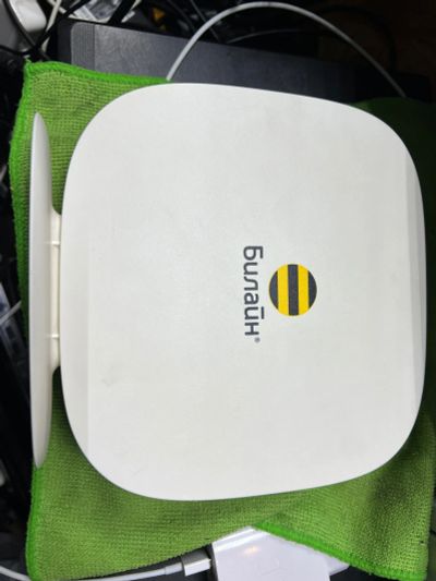 Лот: 24074620. Фото: 1. ВайФай WiFi Роутер Билайн Smart... Маршрутизаторы (роутеры)