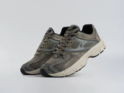 Лот: 25130510. Фото: 1. Кроссовки Reebok Premier Trinity. Кеды, кроссовки, слипоны