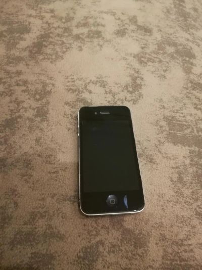 Лот: 8312693. Фото: 1. iPhone 4 16Gb Black БУ. Смартфоны