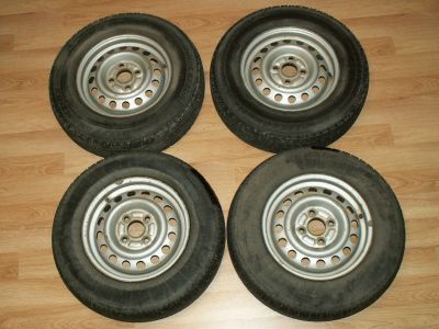 Лот: 3543779. Фото: 1. Диски штамповки с шинами R13 4... Шины на дисках