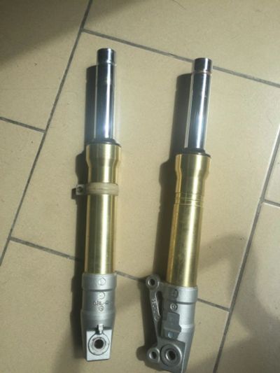 Лот: 9766611. Фото: 1. Honda Dio Tact ZX амортизаторы... Запчасти