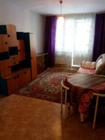 Лот: 9180857. Фото: 1. Сдам студию мкрн.Белые Росы. Квартиры, студии