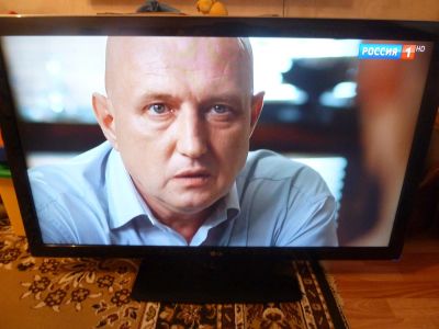 Лот: 11562504. Фото: 1. LG 47LD650 full-hd 119см. Телевизоры