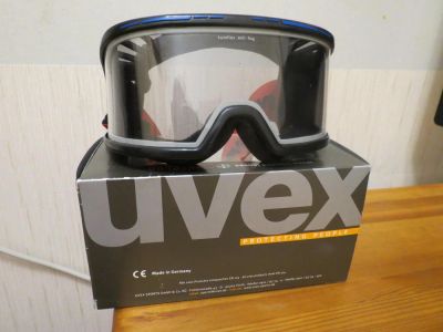 Лот: 8909100. Фото: 1. Горнолыжные очки UVEX панорамные... Другое (лыжи)