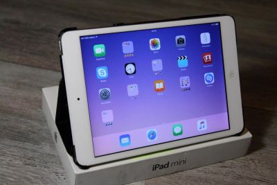 Лот: 10389055. Фото: 1. Планшет Apple iPad mini Wi-Fi... Планшеты