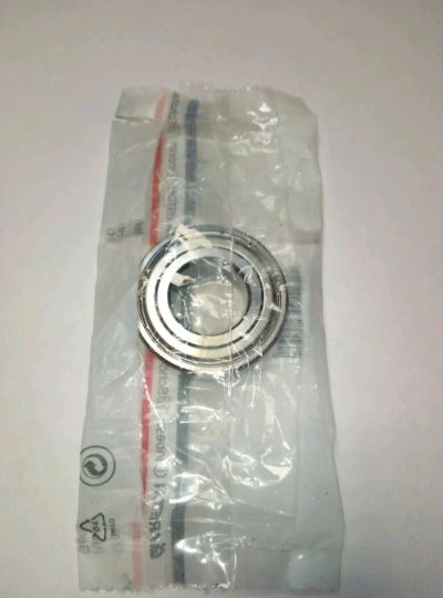 Лот: 7932047. Фото: 1. Подшипник 6205 ZZ, SKF, упаковка... Запчасти для остальной бытовой техники