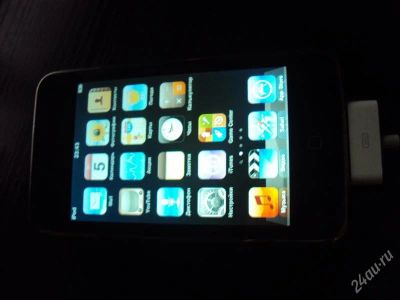 Лот: 881804. Фото: 1. IPod 3G 8GB. Плееры