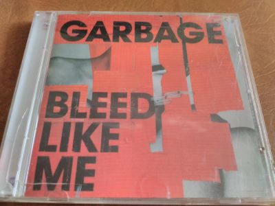 Лот: 9993984. Фото: 1. Garbage - Bleed like me. Аудиозаписи