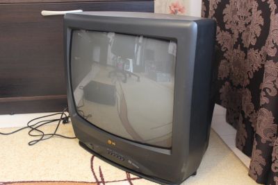 Лот: 16095043. Фото: 1. Кинескопный телевизор LG. Телевизоры