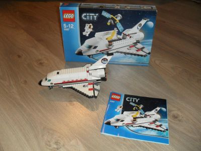 Лот: 7626066. Фото: 1. LEGO CITY Космический корабль... Конструкторы