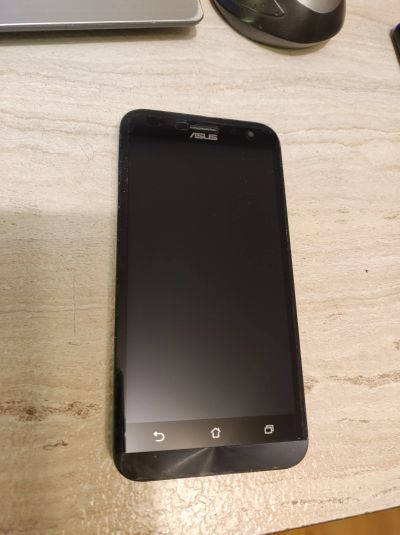Лот: 19963361. Фото: 1. Телефон Asus ZE500KL. Смартфоны