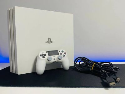 Лот: 19872270. Фото: 1. Sony playstation ps 4 pro 1 tb... Игровые приставки, консоли