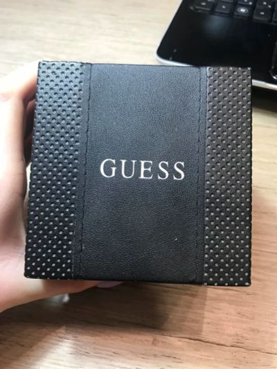 Лот: 11529850. Фото: 1. Часы guess. Оригинальные наручные часы