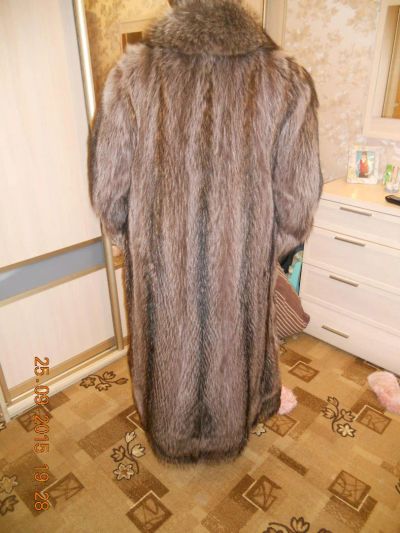 Лот: 7305783. Фото: 1. шуба енот. Верхняя одежда