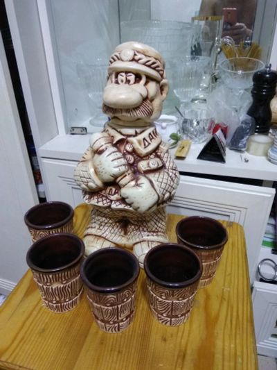 Лот: 15231523. Фото: 1. Керамическая бутылка с рамками... Кувшины, графины