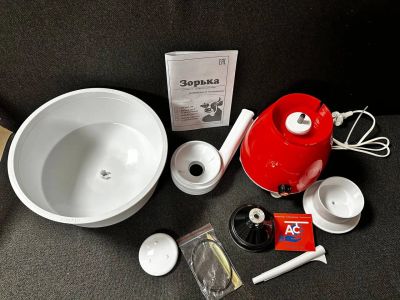 Лот: 25766453. Фото: 1. Cепаратор молока электрический... Чайники, кофемашины, кулеры