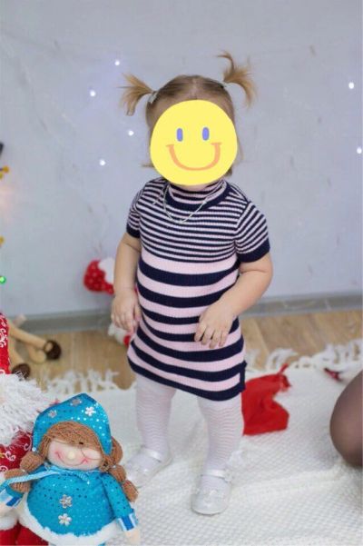 Лот: 10839412. Фото: 1. платье на девочку (плюс безрукавка... Платья, сарафаны