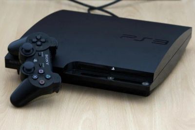 Лот: 10379662. Фото: 1. Play Station 3 Slim 320 gb прошитая. Игровые приставки, консоли