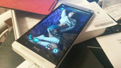Лот: 6340240. Фото: 1. HTC one m7 32gb. Смартфоны