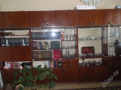 Лот: 283639. Фото: 1. Стенка 3-х секционная, лак. Гостиные, стенки, горки