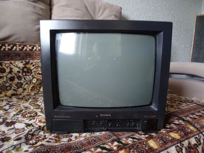 Лот: 21242545. Фото: 1. японский телевизор Supra диагональ... Телевизоры
