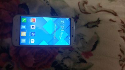 Лот: 6554359. Фото: 1. Смартфон alcatel one touch pop... Смартфоны