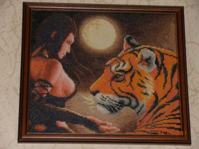 Лот: 5367564. Фото: 1. Картина "Тигрица". Вышивание