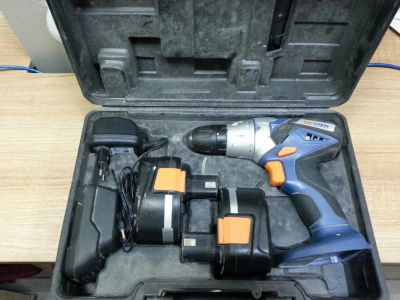Лот: 4737236. Фото: 1. Продам шуруповерт Dexter IC120CD... Электроинструмент