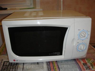 Лот: 1539954. Фото: 1. микроволновая свч печь LG 592A... Микроволновки, мини-печи