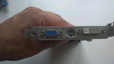 Лот: 14527396. Фото: 1. Видеокарта HD2600pro 256 mb. Видеокарты