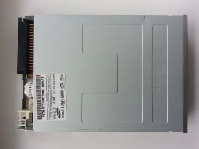 Лот: 4506920. Фото: 1. Флоппи-дисковод для 3.5'' дискет... Приводы CD, DVD, BR, FDD