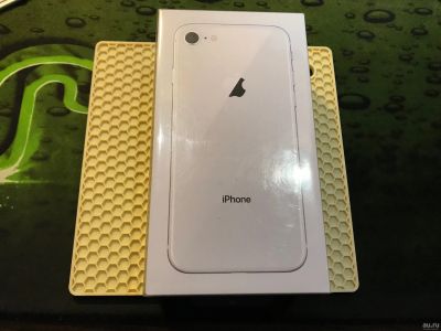 Лот: 13290871. Фото: 1. 64GB iPhone 8 Silver новый РСТ... Смартфоны