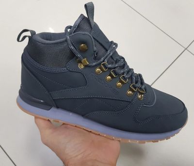 Лот: 16801057. Фото: 1. Кроссовки зимние Reebok. Кеды, кроссовки, слипоны