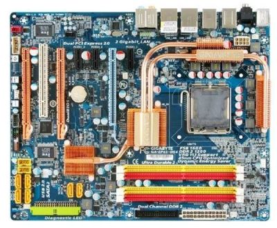 Лот: 2150727. Фото: 1. Топовая материнская плата Gigabyte... Материнские платы