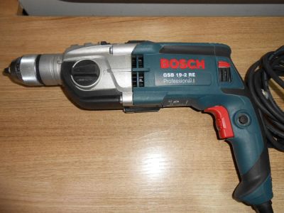 Лот: 6573399. Фото: 1. Продам дрель-шуруповерт Bosch... Электроинструмент