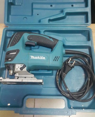 Лот: 9265785. Фото: 1. Продам лобзик Makita 4350FCT... Электроинструмент