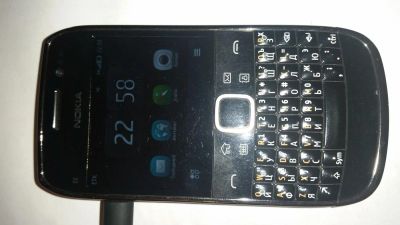 Лот: 4890445. Фото: 1. nokia e6-00 black. Смартфоны