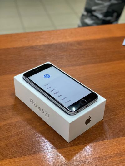 Лот: 16951622. Фото: 1. iPhone 6s 16gb Серый космос. Смартфоны