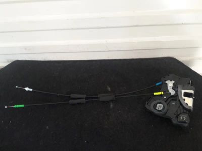 Лот: 21412805. Фото: 1. замок двери Toyota Camry AVV50... Двигатель и элементы двигателя