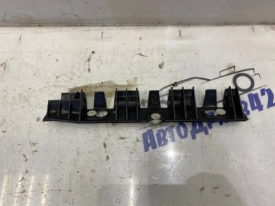 Лот: 21714446. Фото: 1. крепление бампера Renault Logan... Двигатель и элементы двигателя