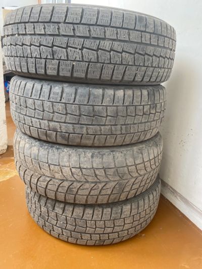 Лот: 20553439. Фото: 1. Резина Dunlop. Шины