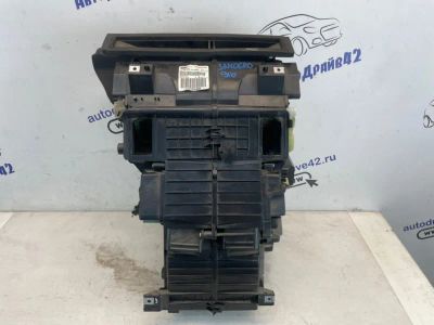 Лот: 24393108. Фото: 1. корпус отопителя Renault Sandero... Двигатель и элементы двигателя